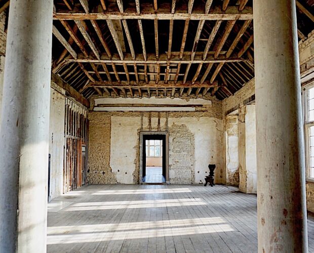 Passi e porte notturne ancestrali