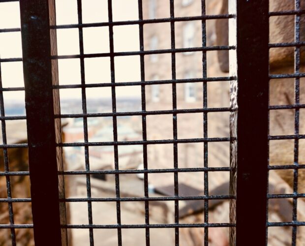 Spazio, essere, voragine, burrone