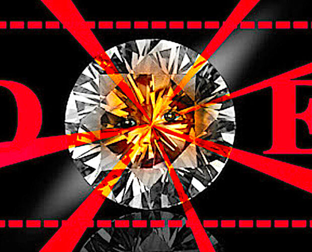 Globali 2 brilla sull'abito nero