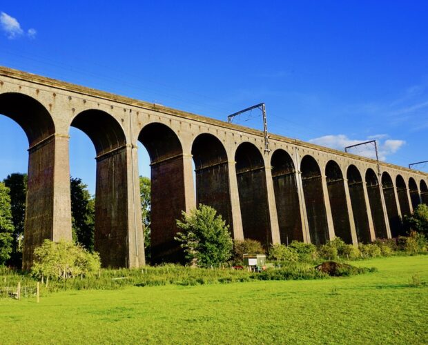 Nervi asfaltati, artificiali, scorrevano