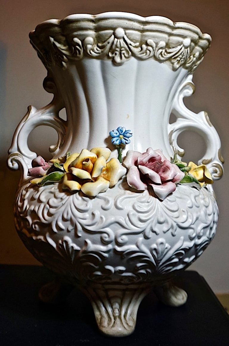 Vintage Capodimonte Italian Vase, 1960 ca. • Antiche Curiosità