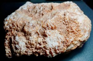 Large Rough quartz crystal stone