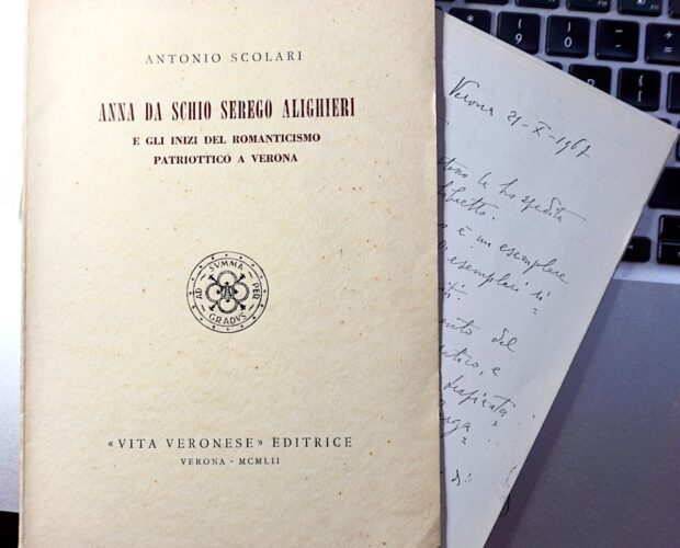 Reazionari, progressisti, storia, salotti