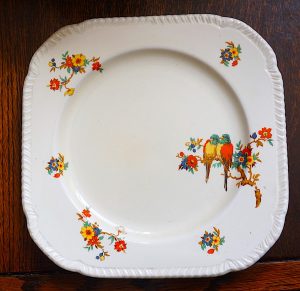 Art Deco Staffordshire Parrots & Floral No: 771239 Cake Plate 1934