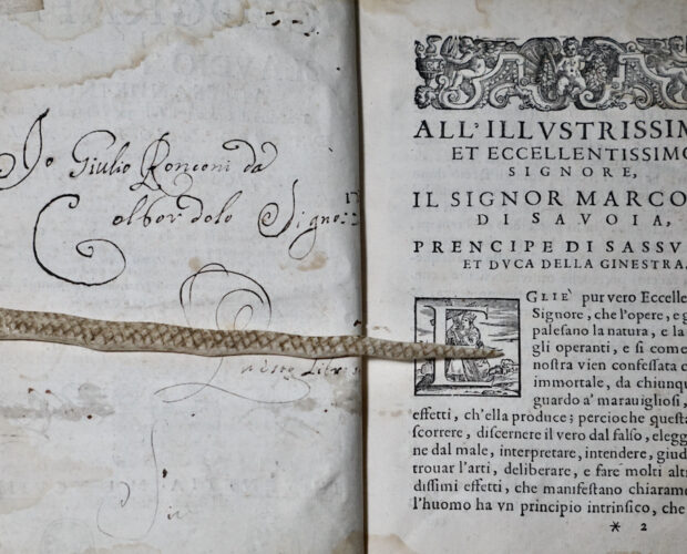 Tassoni contro le dediche