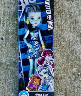Monster High Dolly Frankie Stein