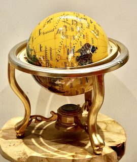 Vintage Globe whit Brass base