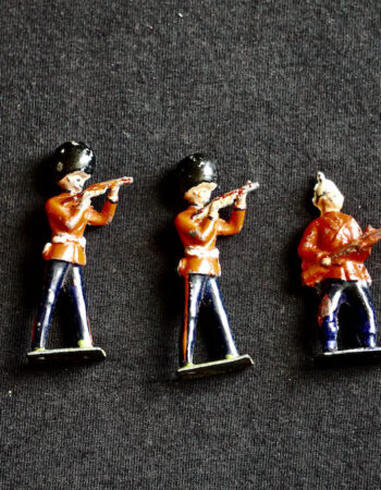 5 antique soldiers, 1814- 1920 ca.