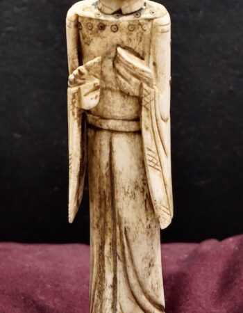 Antique Oriental Handcarved Bone Statuine