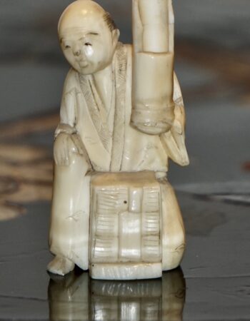 Antique Japanese Ivory figure 19th